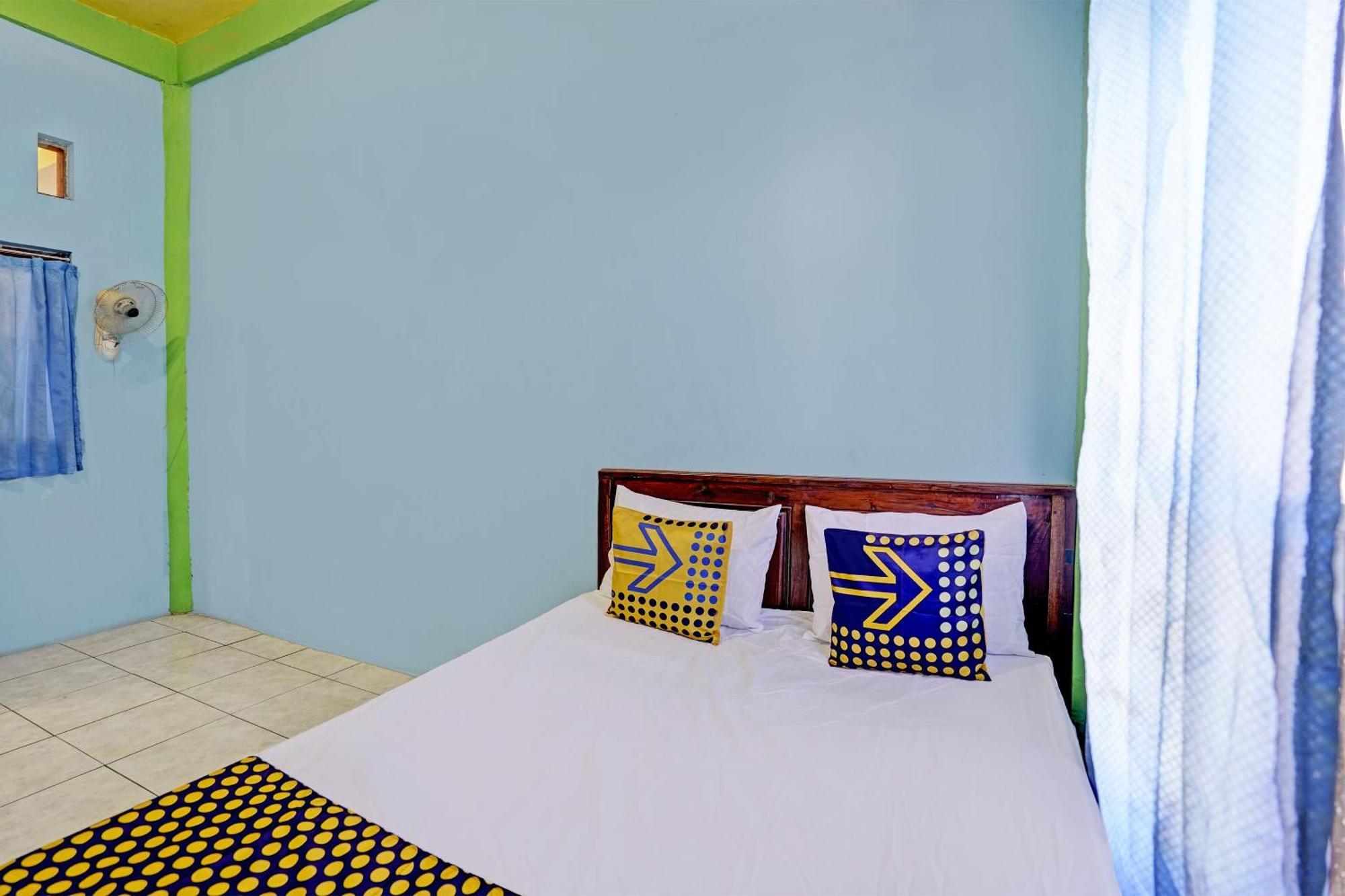 Oyo Life 93037 Nova Jaya Homestay Syariah Lamongan Kültér fotó